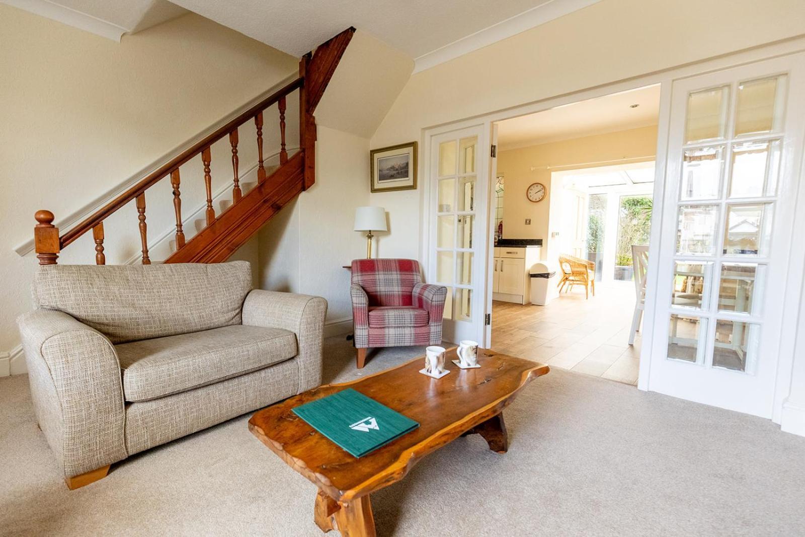 Fir Tree Cottage - Cosy 3 Bed Cottage In Penrhyn Bay With Beautiful Sea Views And Access To Snowdonia Rhôs-on-Sea Екстериор снимка